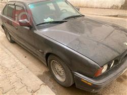 بی ئێم دەبڵیو سیریەس 5